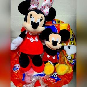 Disney Mickey and Minnie Mouses